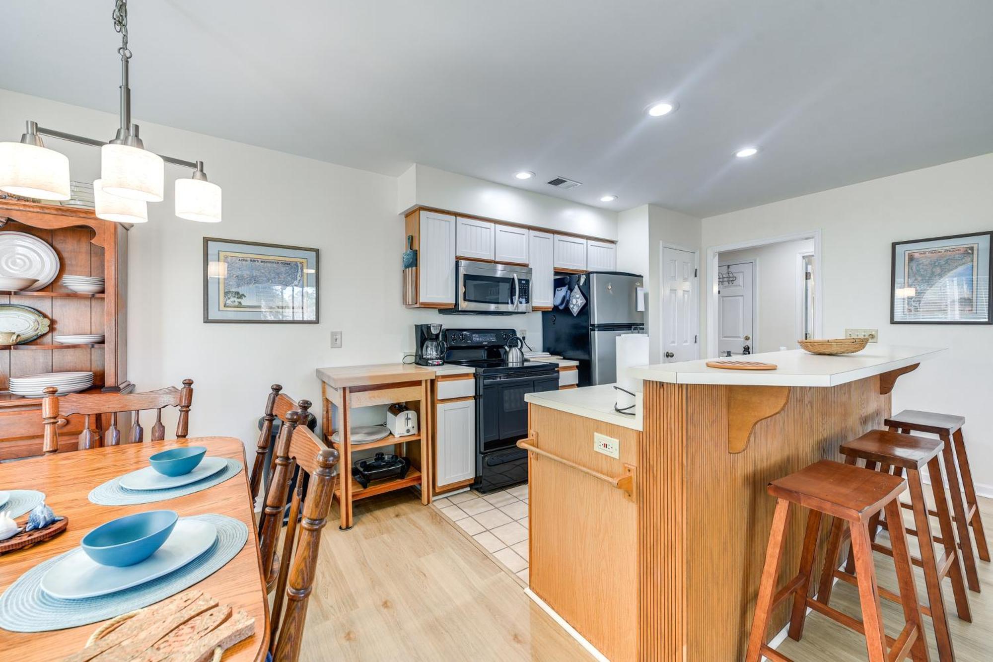First-Floor Condo Less Than 1 Mi To Sunset Beach Access! Eksteriør billede